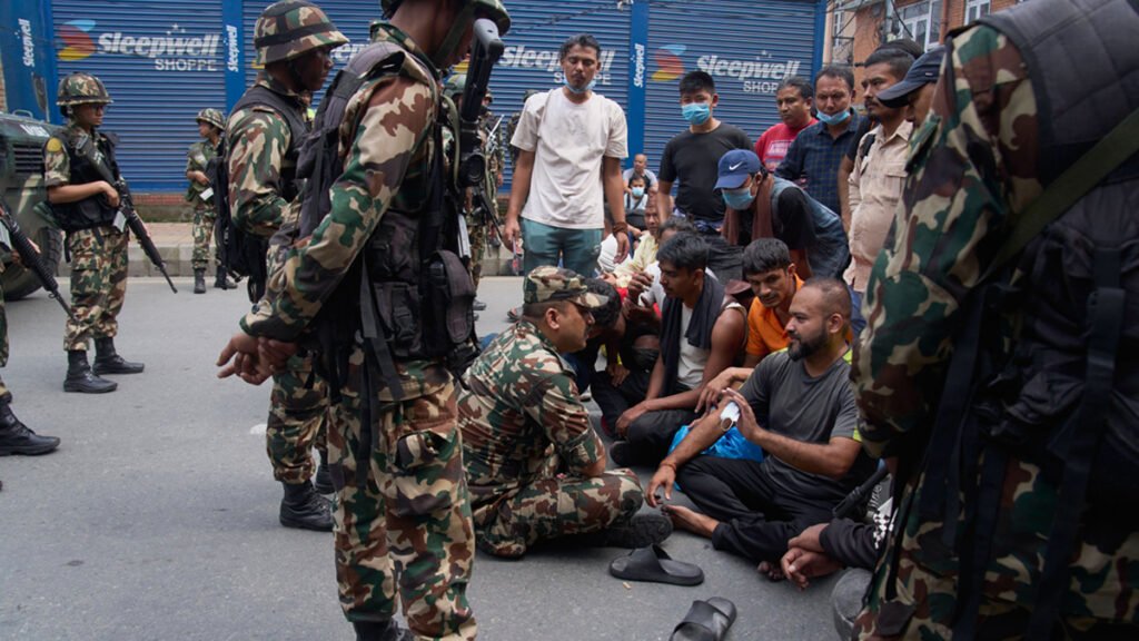 নেপালে বিক্ষোভে মৃতের সংখ্যা বেড়ে ৫১, এখনও পলাতক ১২ হাজার ৫৩৩ কয়েদি